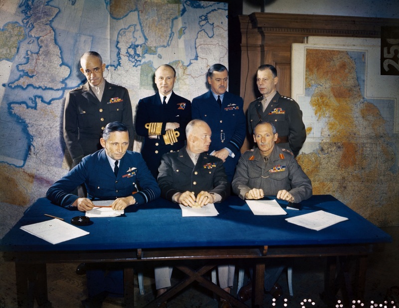 Meeting_of_the_Supreme_Command,_Allied_Expeditionary_Force,_London,_1_February_1944_TR1631