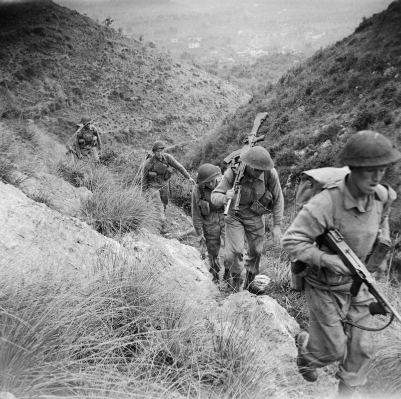 The_British_Army_in_Italy_1943_NA8236