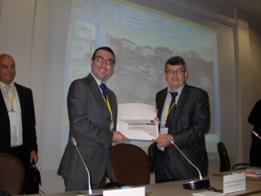 Consegna del diploma di partecipazione al convegno internazionale “The First World War Centenary” – Antalya